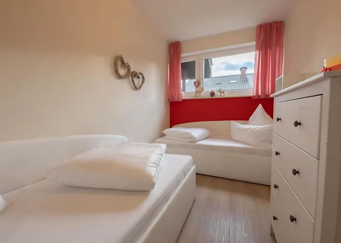 Alpennest Apartment *